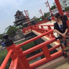 寝れまてん( .. )