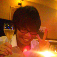 ドーモ、ハジメマシテ、ニーソマンデス