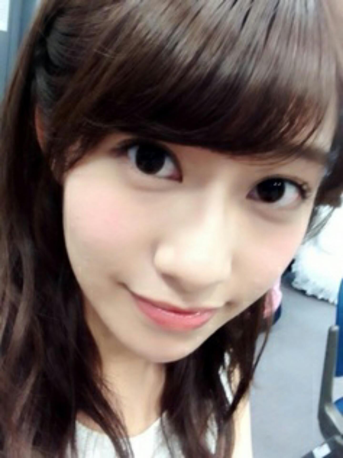 桜井玲香　UNIパーカー　XL 駿河屋 - 【買取】桜井玲香/膝上・衣装白黒・右手上げ・両手