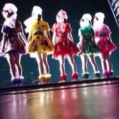 ももクロ、ももクロのスタッフ本人来てーりん(＾ν＾)