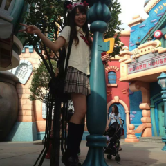 夏休みなのに暇してるJK@東京