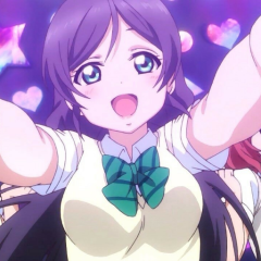 東條希