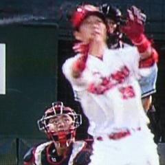 カープファン、とくにカープ女子みなさん！  カープ男子でも、OK