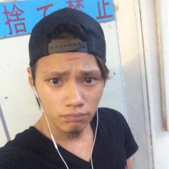 すごい暇ー。|ω･`)