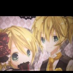 ボカロとか、東方、どっちかなりきりトークしょ〜( *｀ω´)