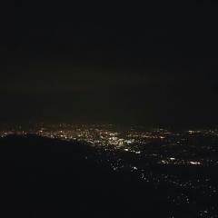 夜中だ！ 寝れねーぜ！