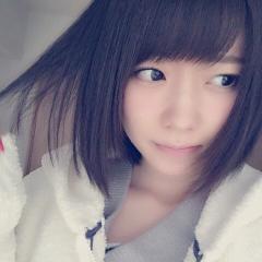 む