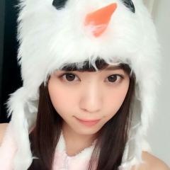 アッキー