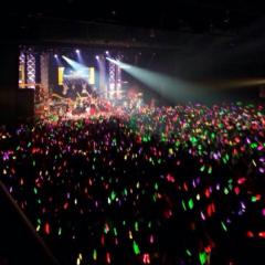 モモクロライブ！