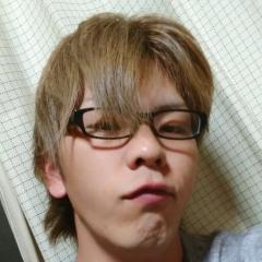 不細工やから誰もこねー笑