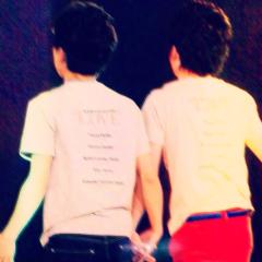 嵐のライブ応募する人いますか？