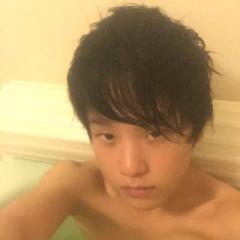 ピアノ弾きの男子高校生