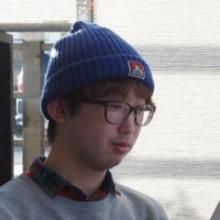 草間が何かつぶやいてるよ