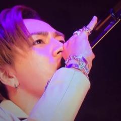 登坂広臣