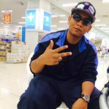 誰かいないかな