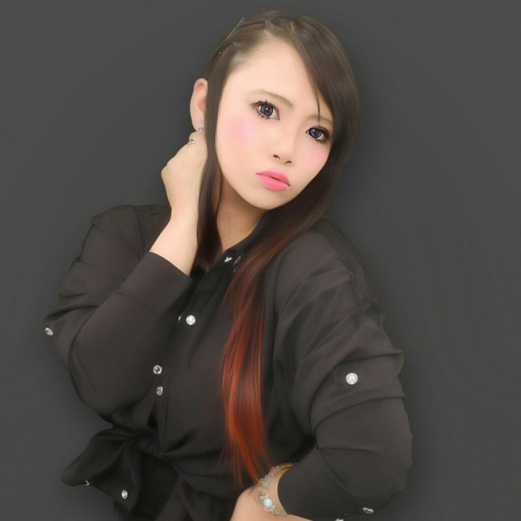 YU-RI(ATTRACT)