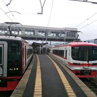 石原浩行
