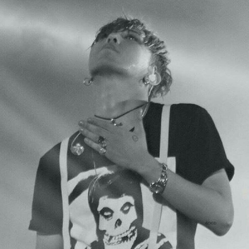 G-DRAGON   也