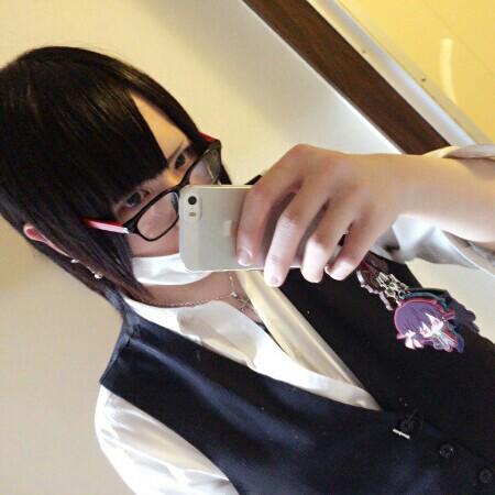 V系好きで暇な人語らいましょ(´・ω・`)