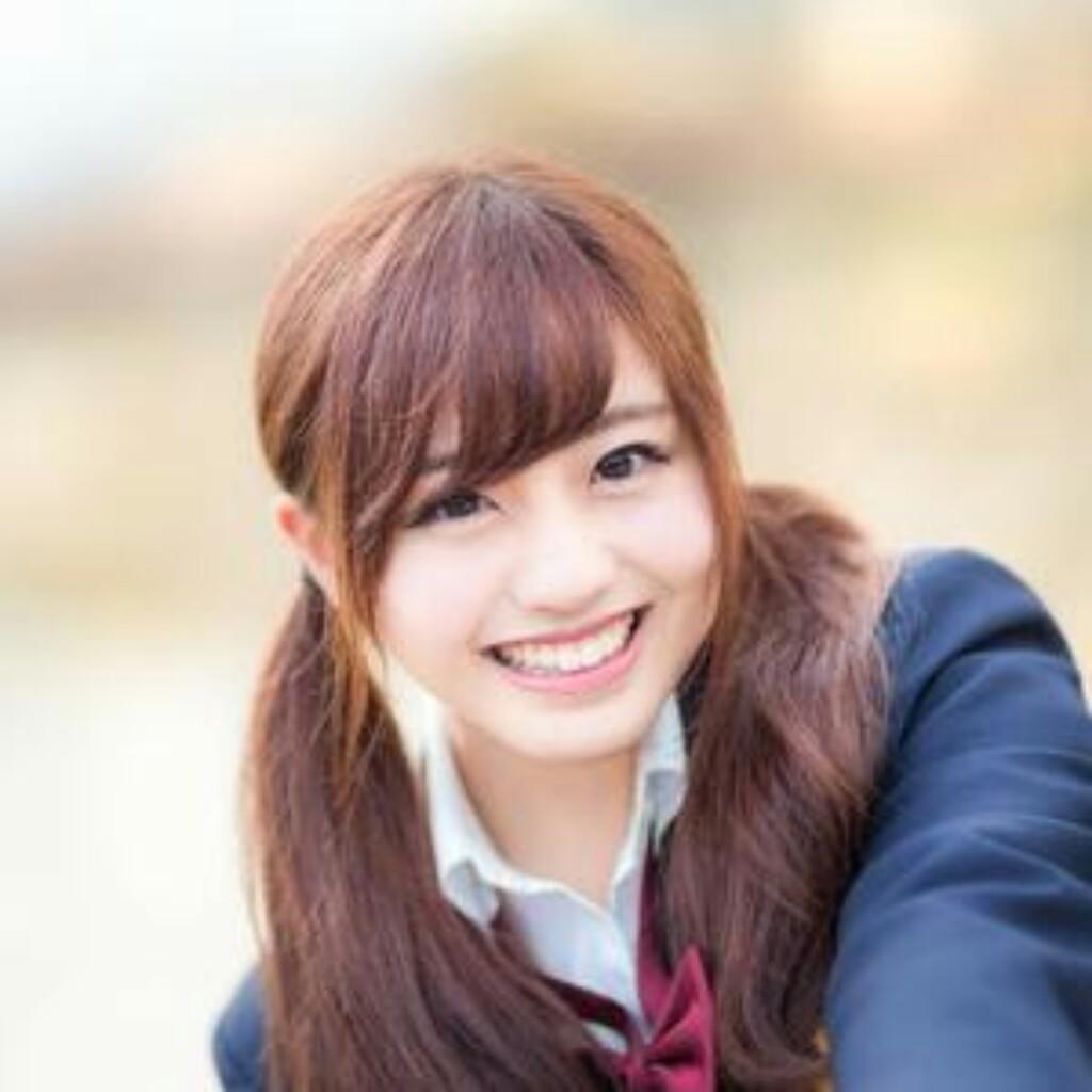 井藤あやかです