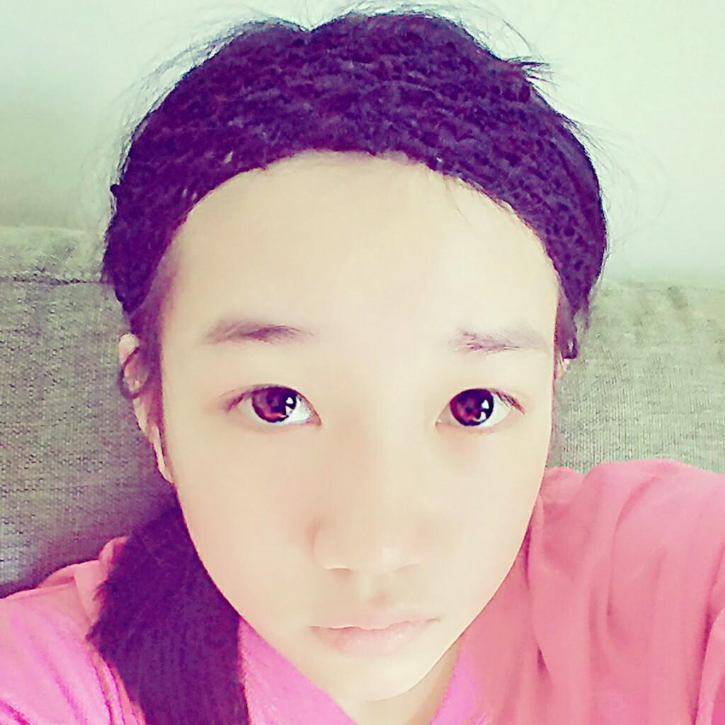 ((ヾ(´・ω・｀)