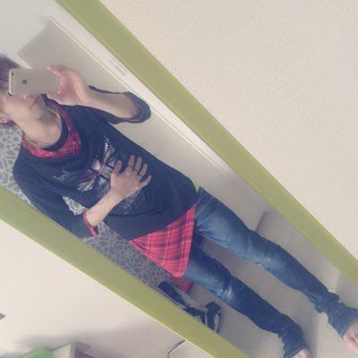 黒マスクぱっちゅんと