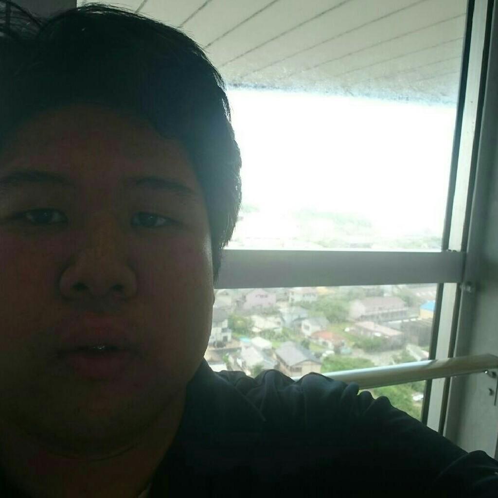 オオゴ トモヒロ