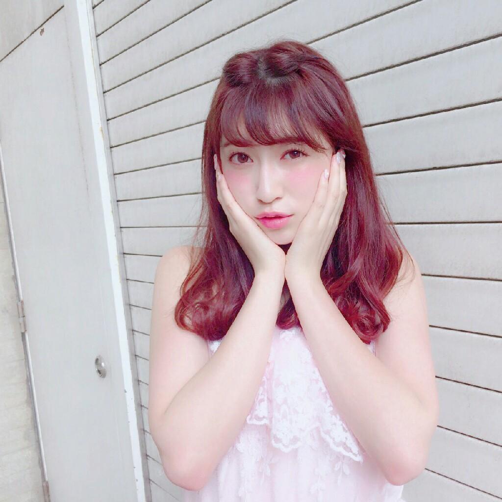 吉田朱里が好き