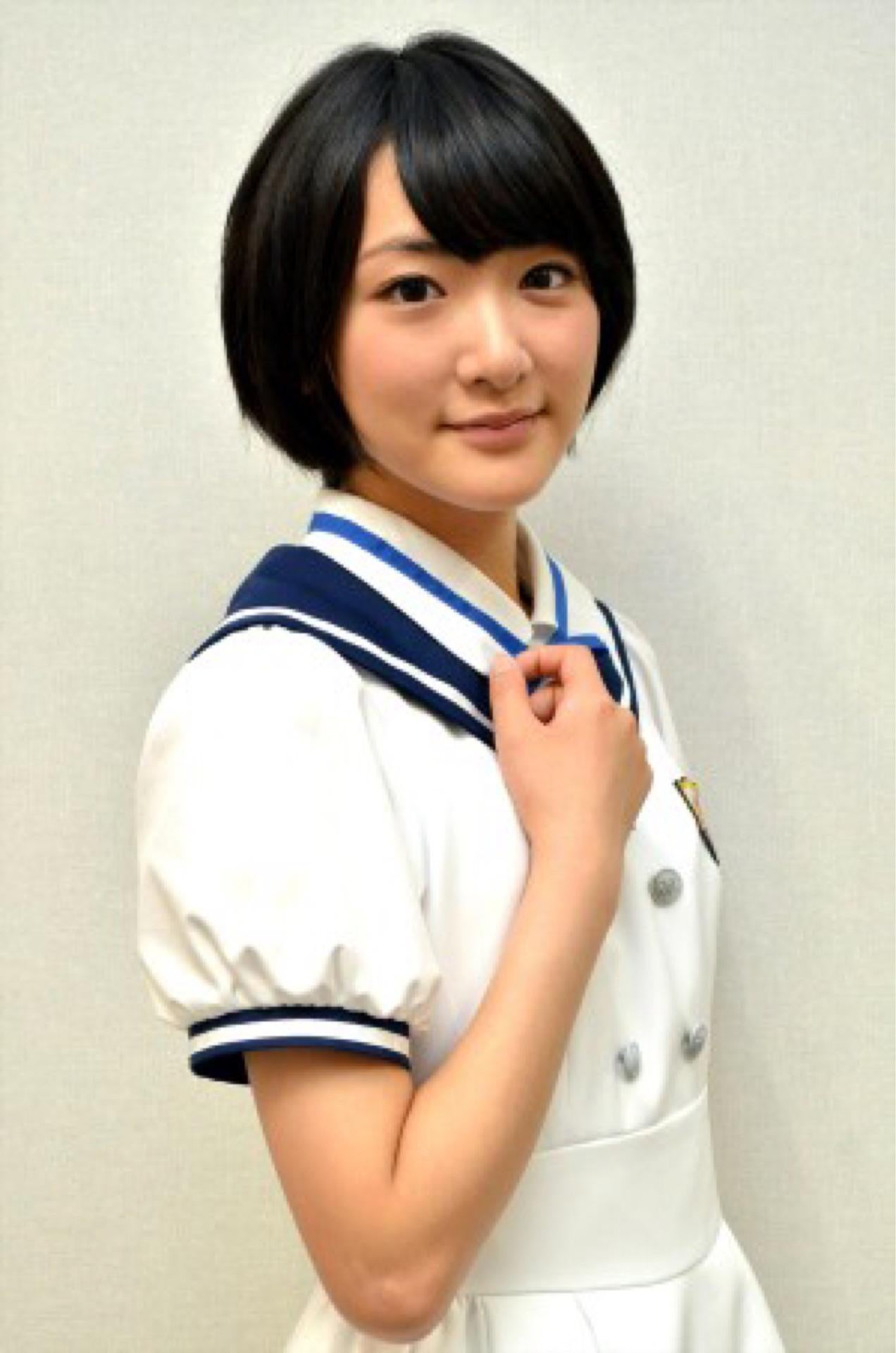 Amazon.co.jp: 602乃木坂46生写真 公式 1枚 生駒里奈 チュウ