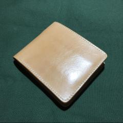 二つ折り財布