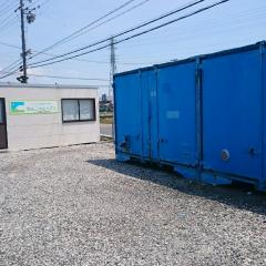 サンタとサタンの倉庫！