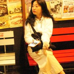 佳 英