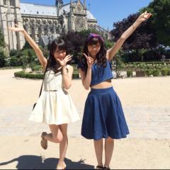 卍と卍が手を取り合って卍になった