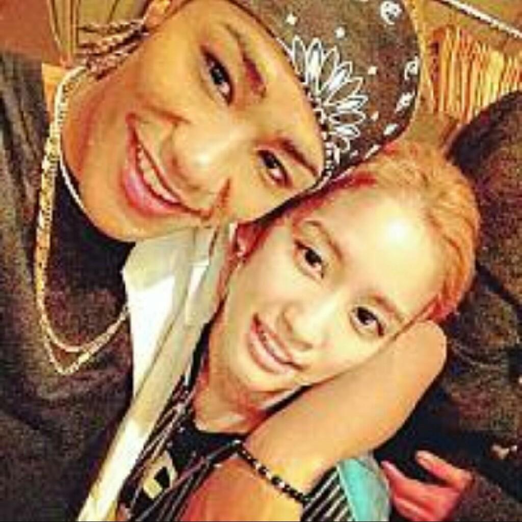 ELLYとYURiNOのト−ク💕