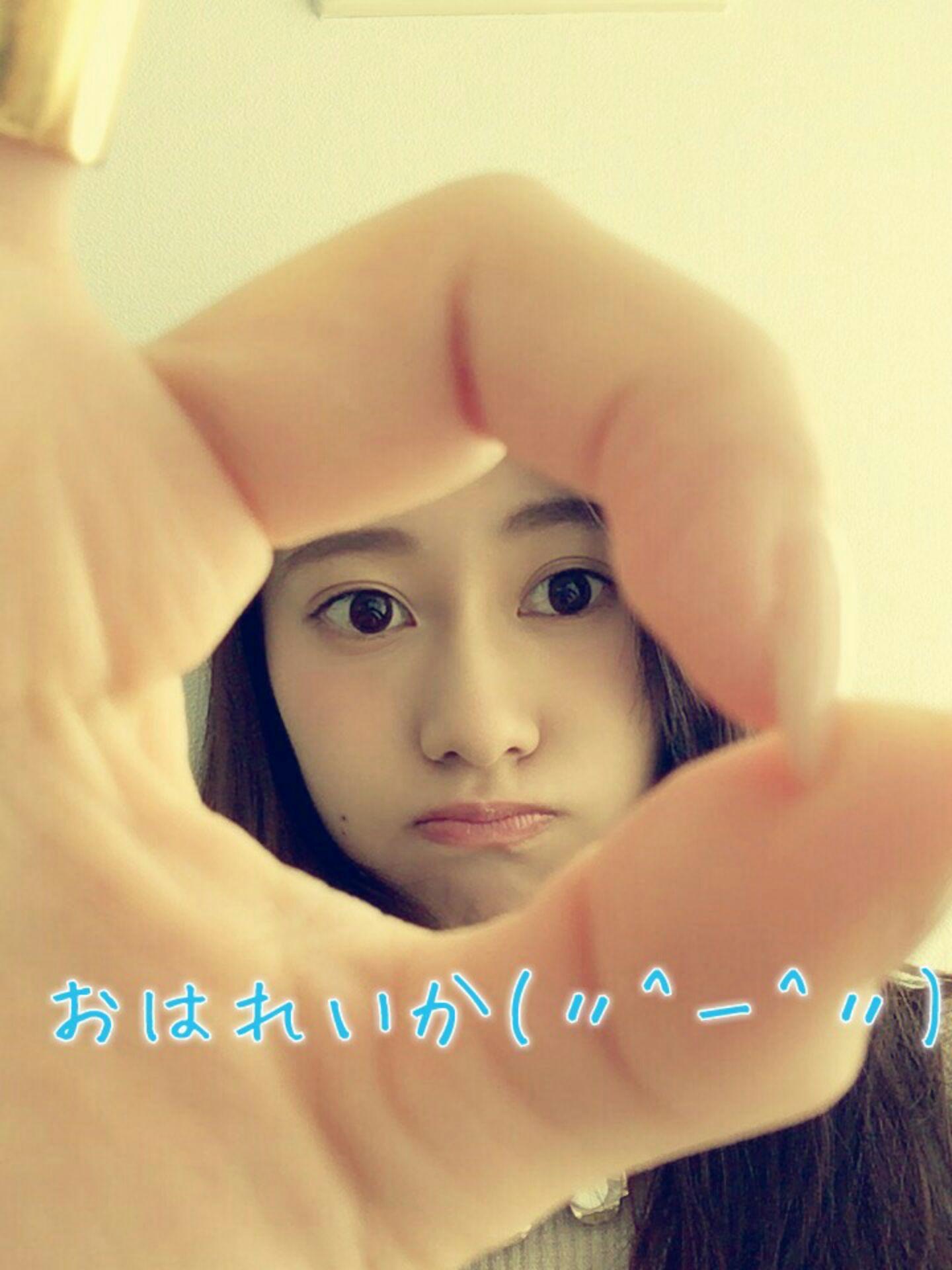 桜井玲香　UNIパーカー　XL 駿河屋 - 【買取】桜井玲香/膝上・衣装白黒・右手上げ・両手