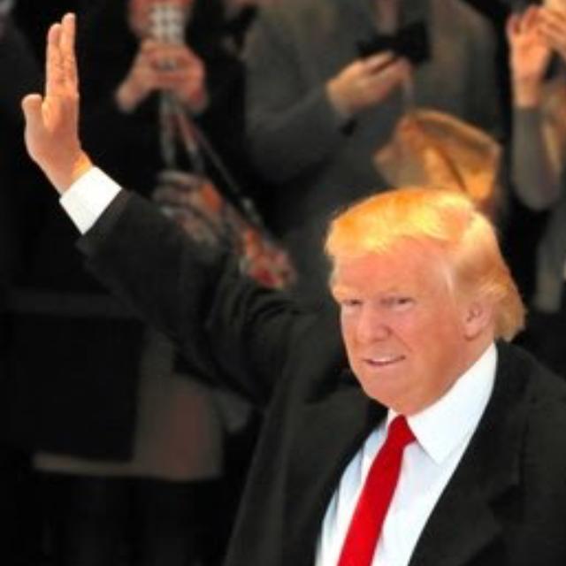 デーモン閣下トランプ