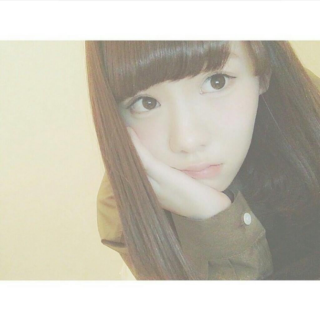 小 池 美 波   、R o o m