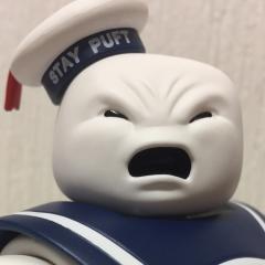 くに