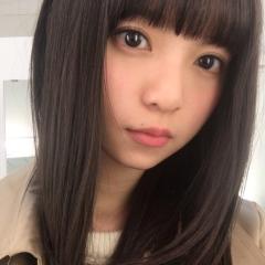 裸足でローファー