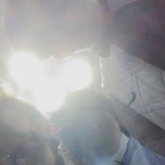 2人の少女と1匹の子鹿🦌👧🏿👦🏿