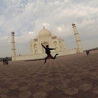 ラーメンと肉とときどき税金