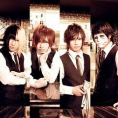 ゴールデンボンバー大好きな人集まれ！！