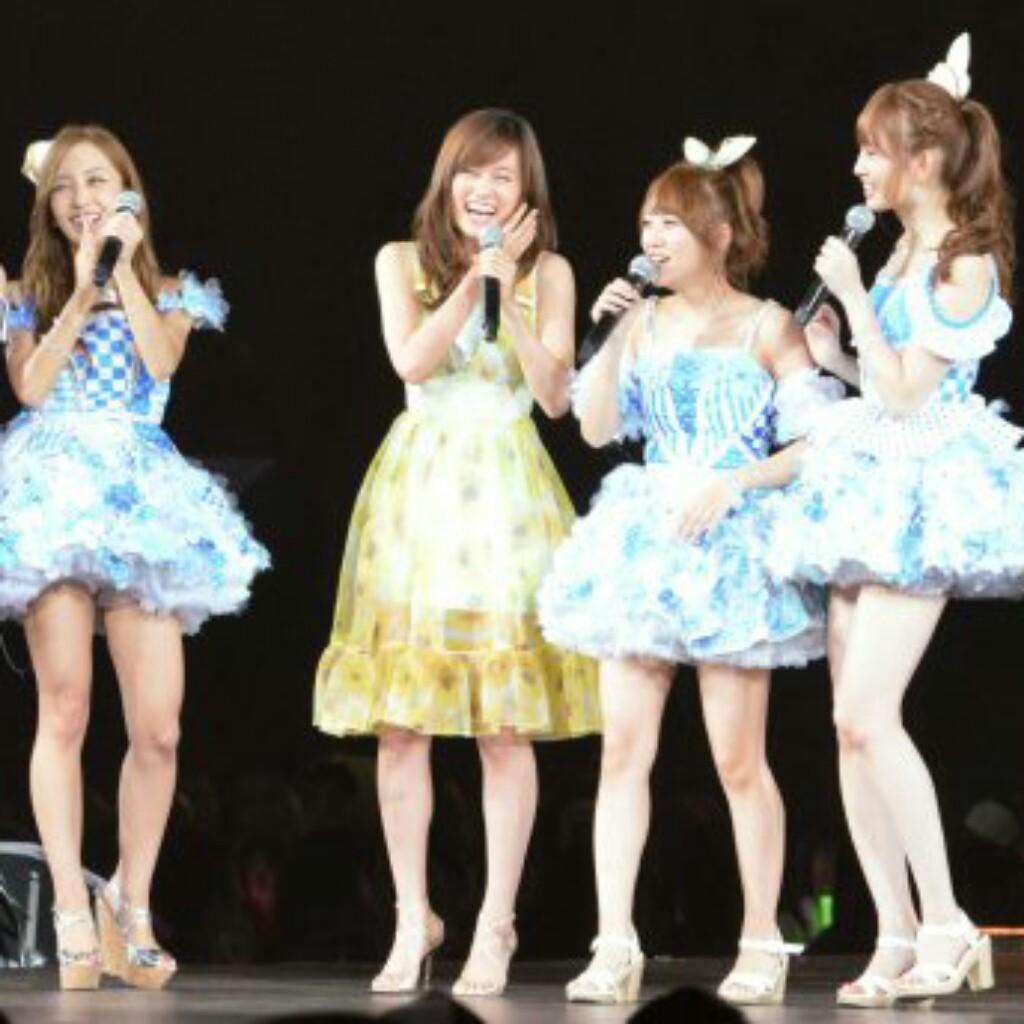 友美、みなみ、敦子、こじはる