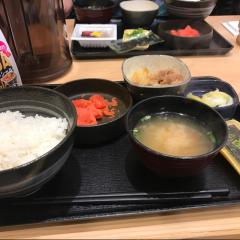 にくまん