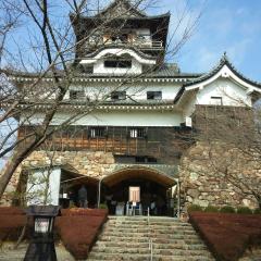 圓谷(つぶらや)