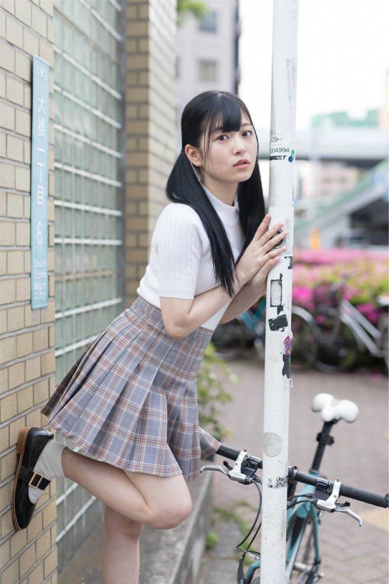 Amazon.co.jp: HKT 生写真 月足天音 2016年 2017年 個別生写真