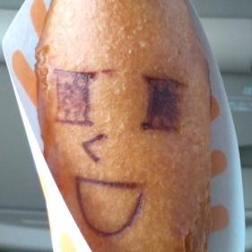 くろむ