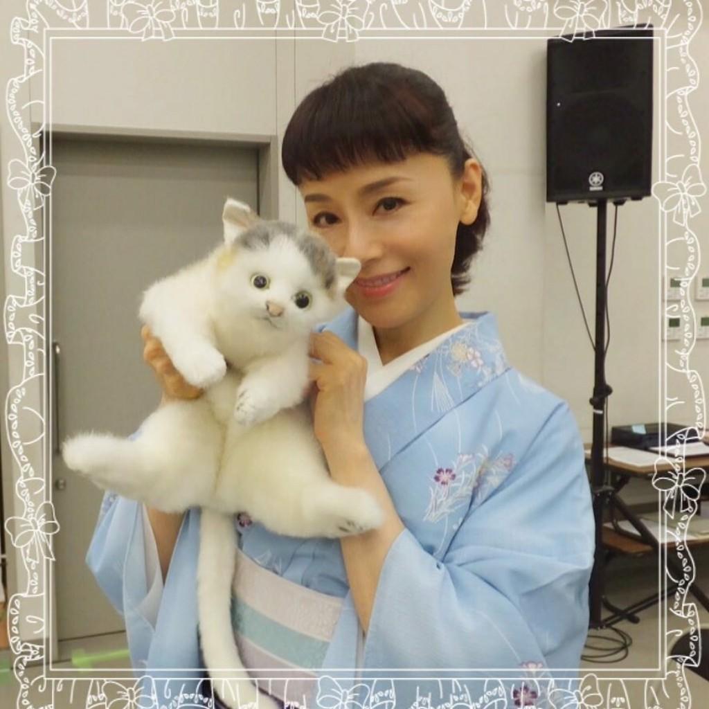 真央とまなとの恋愛小説