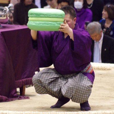 踏み切ってジャンプぅー