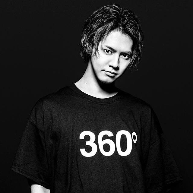 ✓ 片寄 涼太